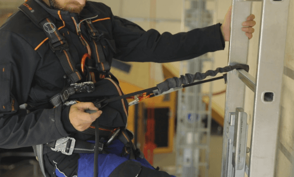 Skylotec Lory Sport Semi-Automatic Belay Device_1
