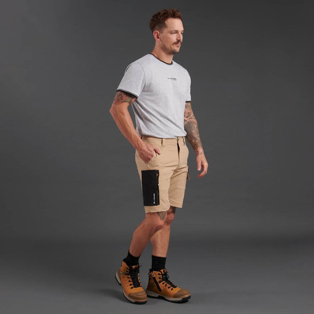 KingGee Mens Trademark Cargo Short (Sandstorm)_8