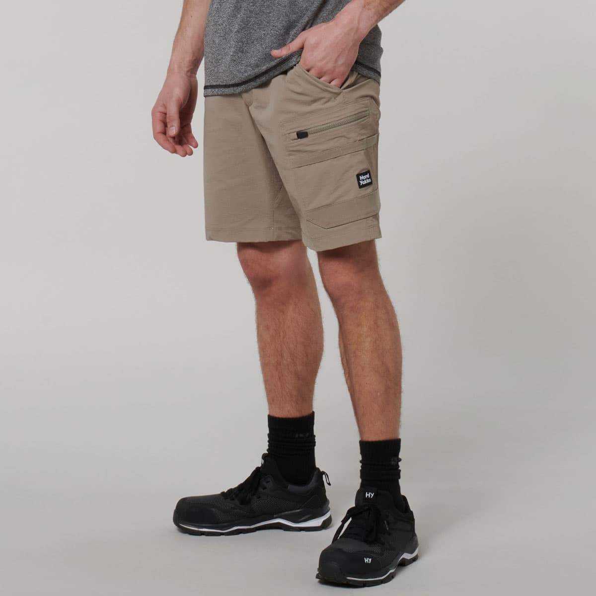 Hard Yakka Mens X Mid Shorts (Desert)_2