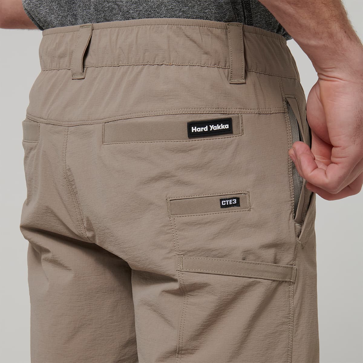 Hard Yakka Mens X Mid Shorts (Desert)_4